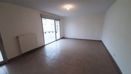 location Appartement T3 DE 59.29m² À THONON LES BAINS - Photo 2