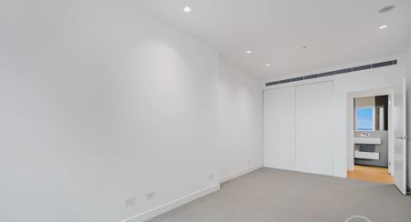 1 Bedroom - unfurnished - Photo 2