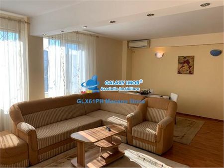 Inchiriere apartament 3 camere, in Ploiesti, zona Ultracentrala - Photo 2