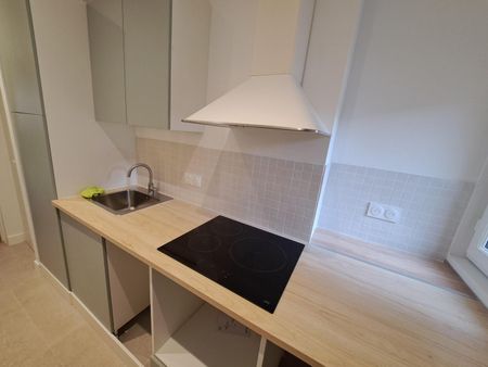 Location Appartement 2 pièces 63m² BORDEAUX 33000 - Photo 2
