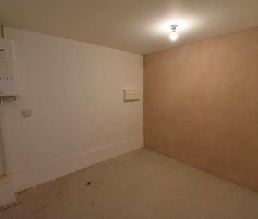 Spindle Garth, Beverley, HU17 - Photo 3