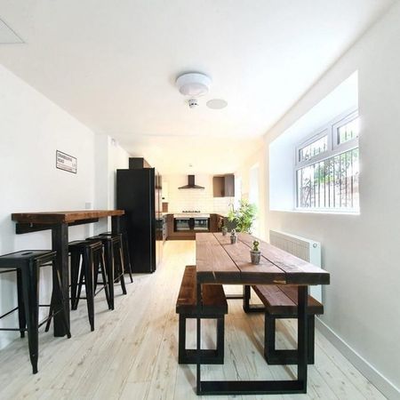 7 bedroom house to rent - Photo 3