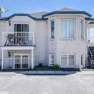 Buckingham, Beau 5 1/2 à louer, 1016 Rue Georges secteur idéal! - Photo 2