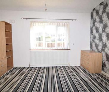 Stonegate Road, Thorpe Edge, Bradford, BD10 - Photo 3