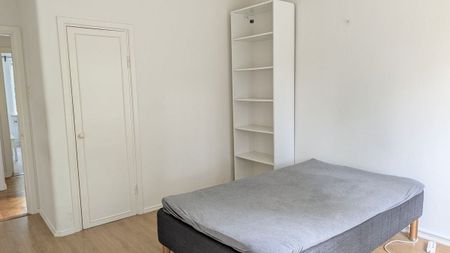 Västra götaland, Västra götaland, Claessonsgatan - Photo 4