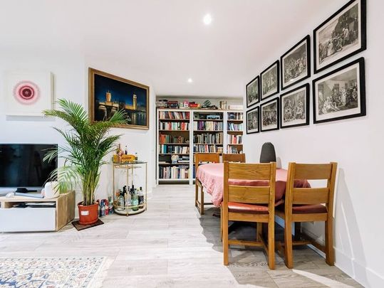 2 Bed Flat, Hatton Garden, EC1N - Photo 1