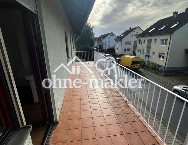 Ruhig & zentral: 2-Zimmer mit Parkett, 2 Balkonen in Frankfurt-Harheim - Photo 1