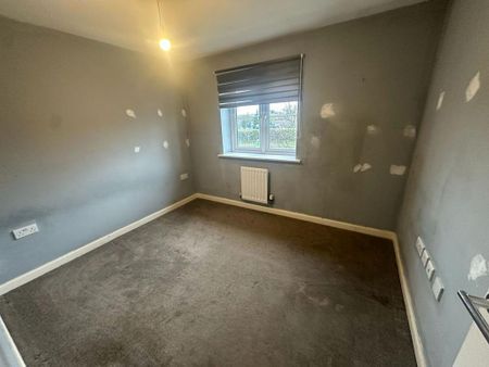 4 bedroom terraced house to rent - Photo 5