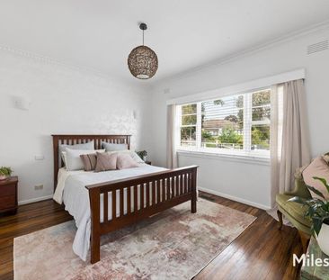 11 Coorie Crescent, Rosanna - Photo 3