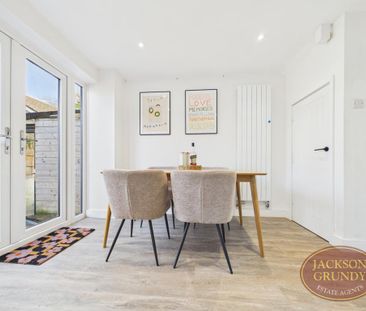 3 bedroom semi-detached house to rent - Photo 3