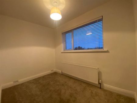 3 Woodview Terrace, Main Street, Stranorlar, County Donegal - Photo 5