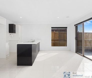 40 Dodson Road, Officer - Photo 2