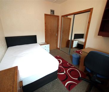 3 bedroom apartment to rent - Photo 3