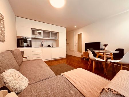 Rua de Miguel Bombarda 250 - Photo 2