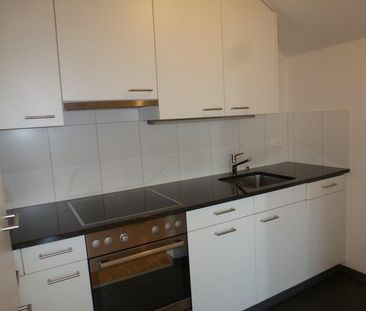 Moderne Dachwohnung nahe dem Stadtzentrum - Photo 2