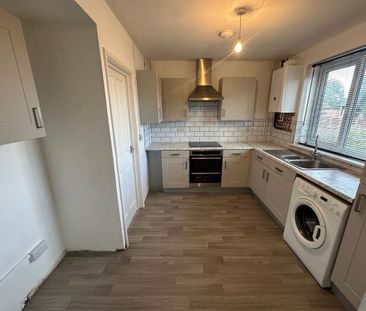 Selbrooke Crescent, Fishponds - Photo 1