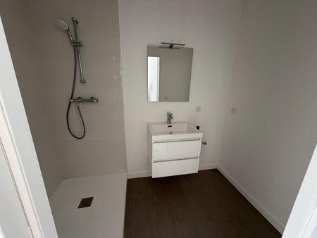 Location Appartement 3 pièces 54m² - Photo 2
