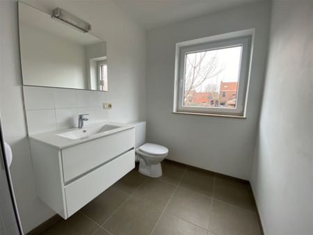 Maison de +/- 77m² avec terrasse et garage - Photo 5