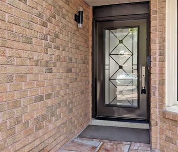 For Lease - 15 Dundurn Crescent, Vaughan, Ontario - Photo 3