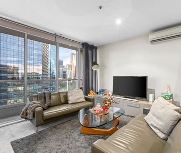 Spacious, Stylish and Super Convenient! - Photo 1