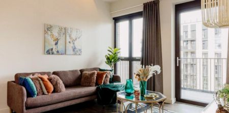 4 Bedroom Apartment - Photo 2