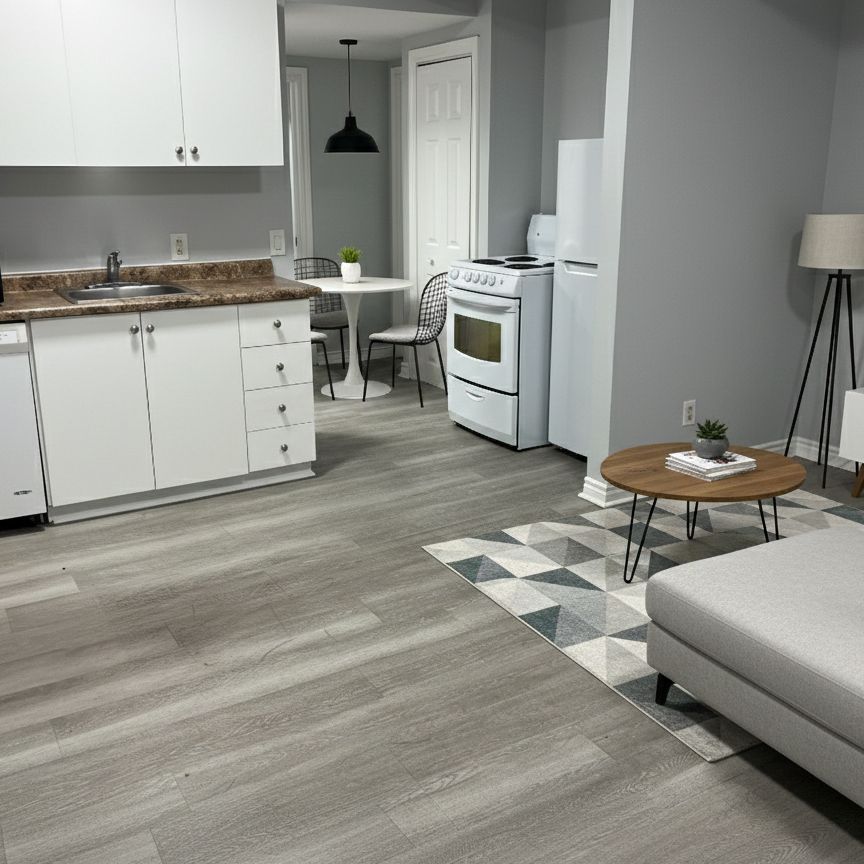 For Lease - 715 Main Street Unit# 12, Hamilton, Ontario - Photo 1