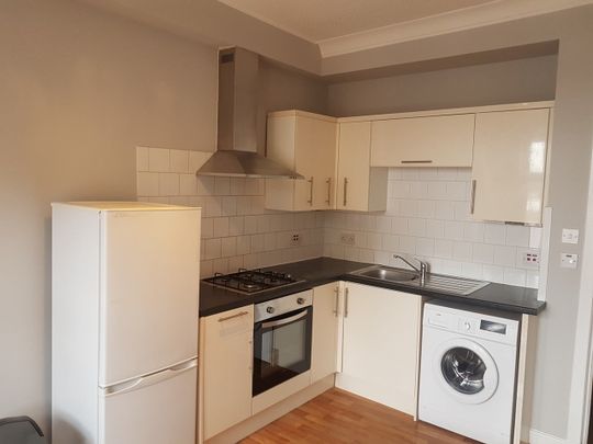 2 Bed Flat, Westmuir Street, G31 - Photo 1
