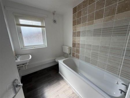 6b Glenties Drive, Belfast, BT11 9HT - Photo 2