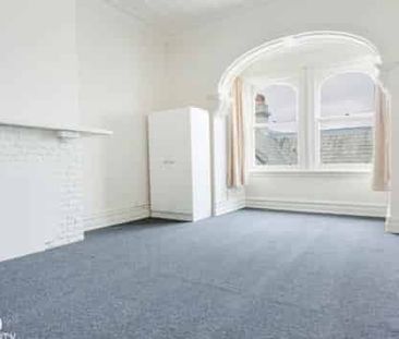 Sunny Bright Rooms - Photo 1