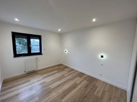 Beau duplex entièrement neufde 73 m² environ, situé à moins de 5 , Villars-les-dombes - Photo 4