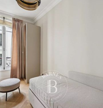 Appartement • Saint Germain des Prés - Photo 2