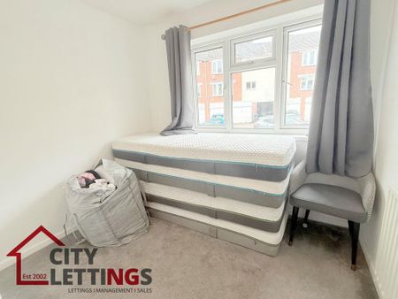 2 bedroom maisonette to rent - Photo 3