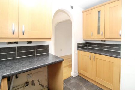 3 bedroom terraced house to rent - Photo 3