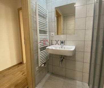 Pronájem bytu 1+kk 28 m² - Photo 1