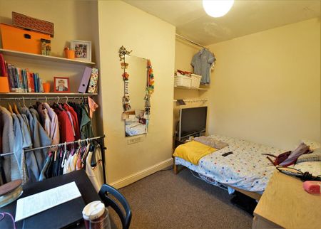 4 bedroom house to rent - Photo 2