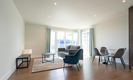 Flat , Hopgood Tower, Pegler Square, London - Photo 2