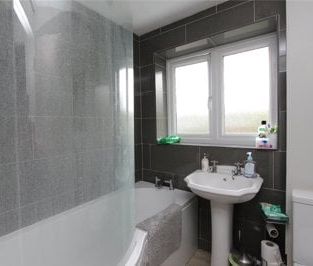 Gosling Way, Sawston, Cambridge, CB22 3DZ - Photo 5