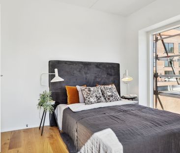 Stor skøn 4-værelses lejlighed med altan i et unikt gårdmiljø - Photo 2