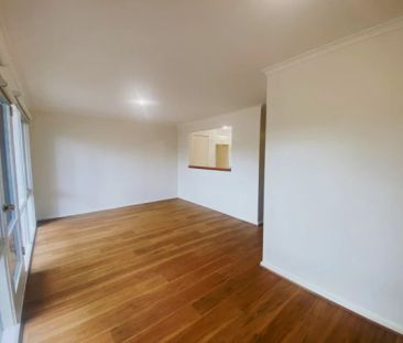 2 Bed, 1 Bath - Photo 4