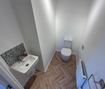 3 bedroom terraced house to rent - Photo 6
