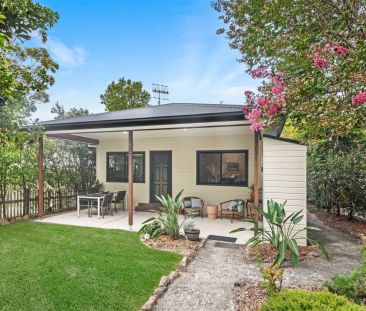 Modern and Stylish Sanctuary - Photo 4