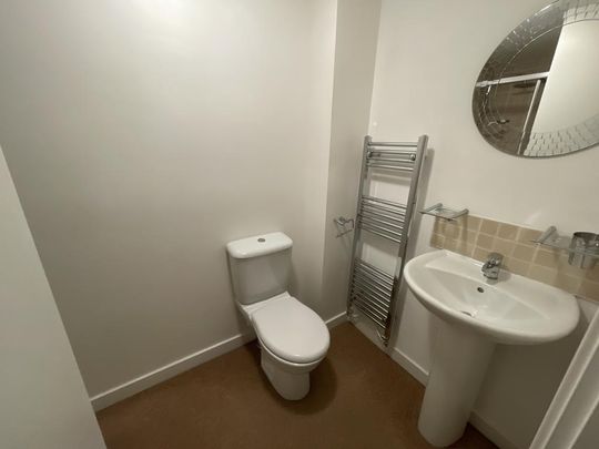 3 bedroom semi-detached house to rent - Photo 1