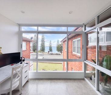 Neat Retreat with Water Views and Modern Elegance - Photo 6
