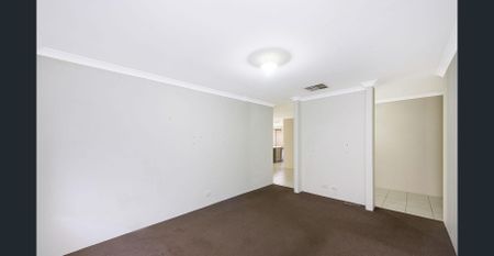 WELL LOCATED SPACIOUS FAMILY HOME - Photo 5