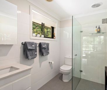 Furnished Two Bedroom Granny Flat - Photo 2