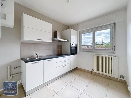 Location Appartement 3 pièces 76m² ST PRIEST 69800 - Photo 4