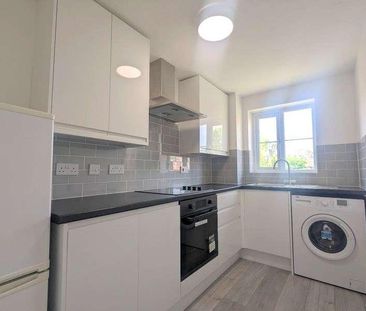 Redford Close, Feltham, TW13 - Photo 6