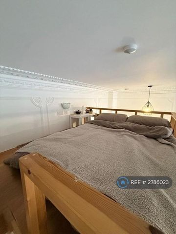 Studio to rent - Photo 5