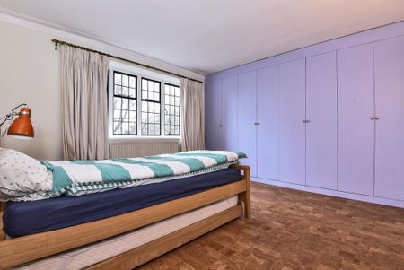 3 bedroom flat to rent - Photo 4