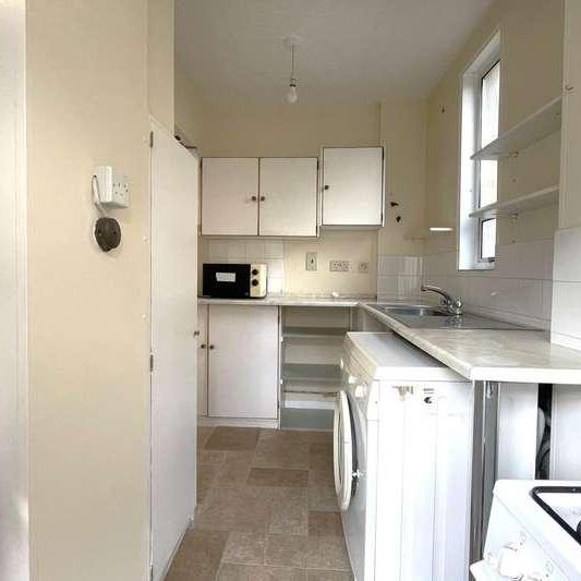 Bordesley Road, Morden, SM4 - Photo 1